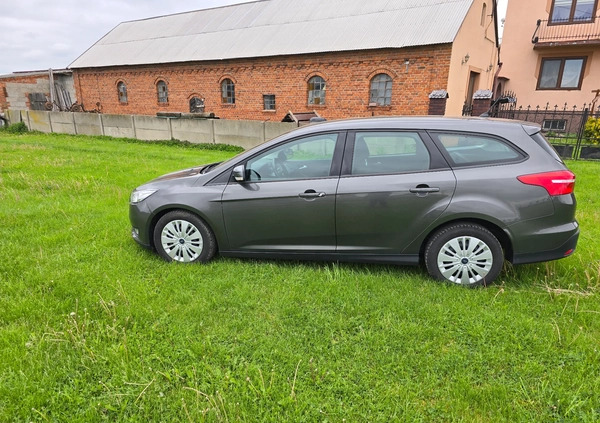 Ford Focus cena 39975 przebieg: 162200, rok produkcji 2018 z Wrocław małe 79